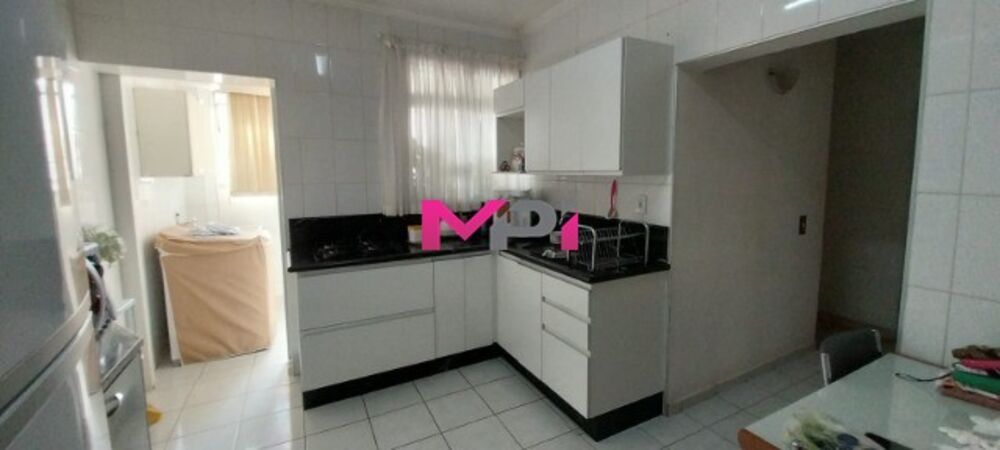 Apartamento para alugar com 2 quartos, 102m² - Foto 4