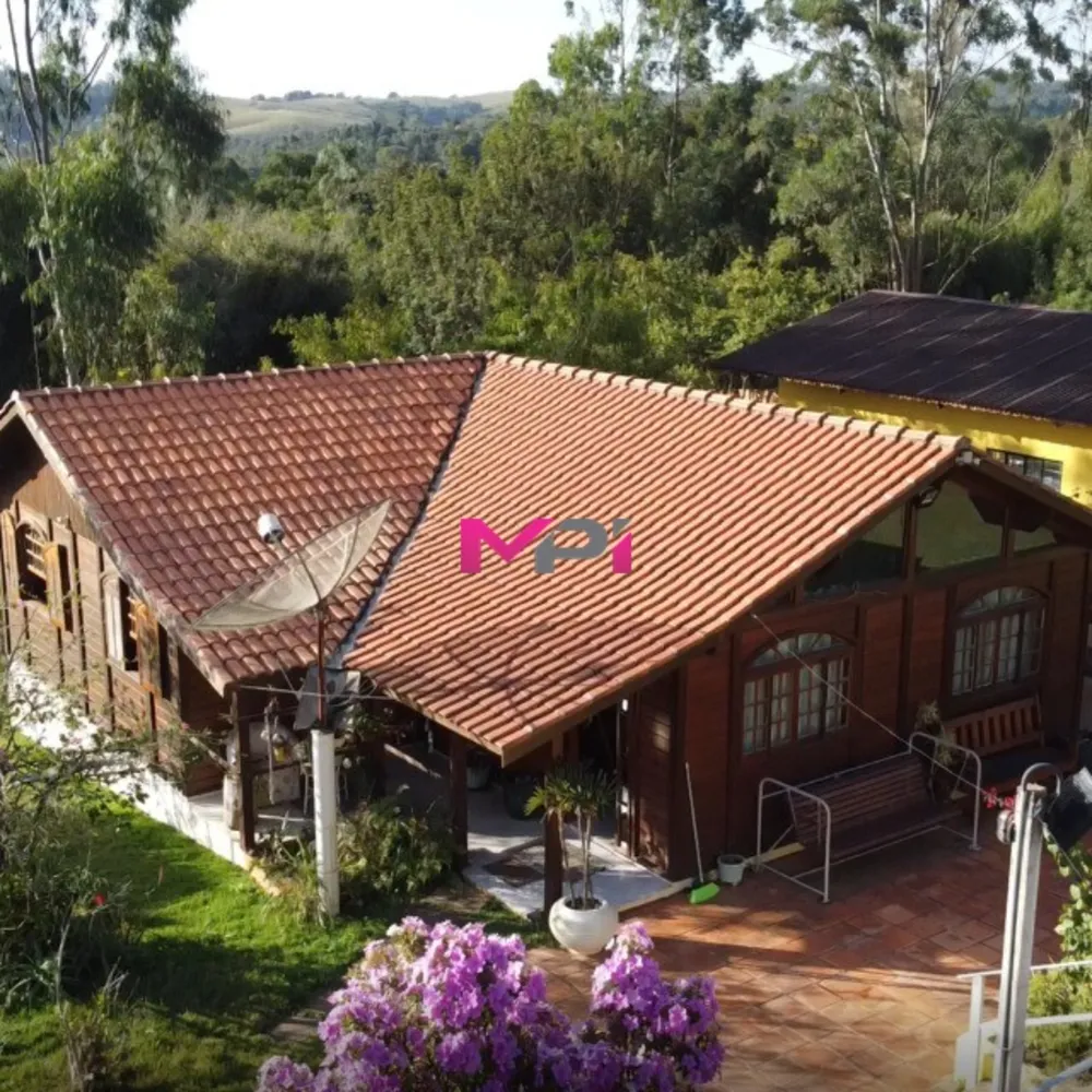 Casa, 3 quartos, 200 m² - Foto 1