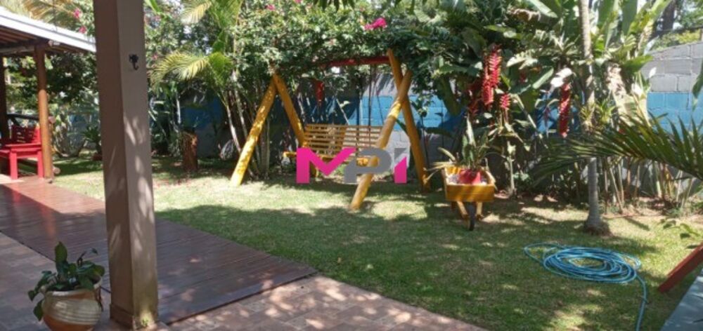 Chácara à venda com 3 quartos, 196m² - Foto 4