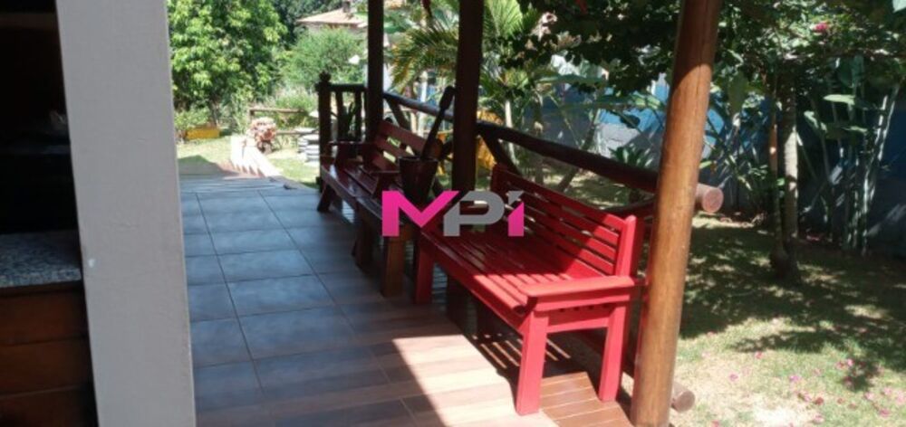 Chácara à venda com 3 quartos, 196m² - Foto 2