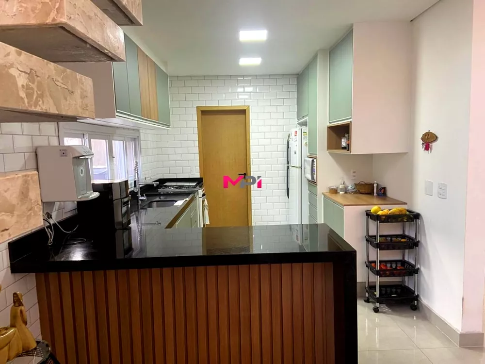 Sobrado à venda com 3 quartos, 240m² - Foto 7