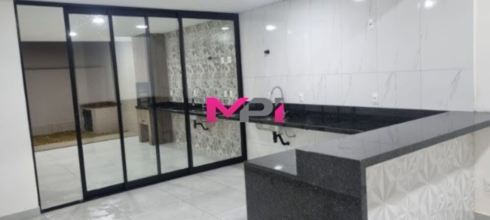 Casa de Condomínio à venda com 3 quartos, 172m² - Foto 2