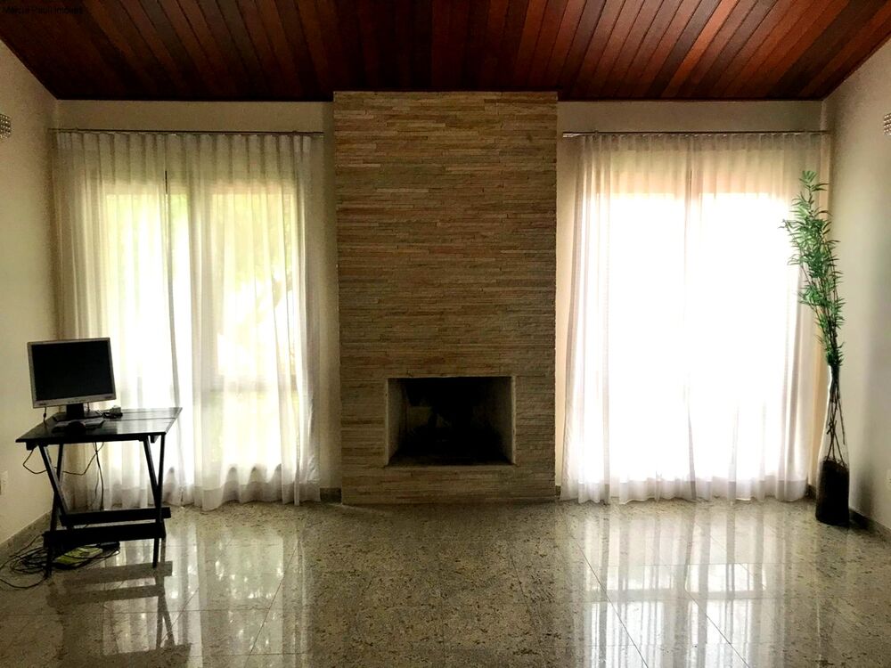 Casa de Condomínio à venda com 4 quartos, 459m² - Foto 1