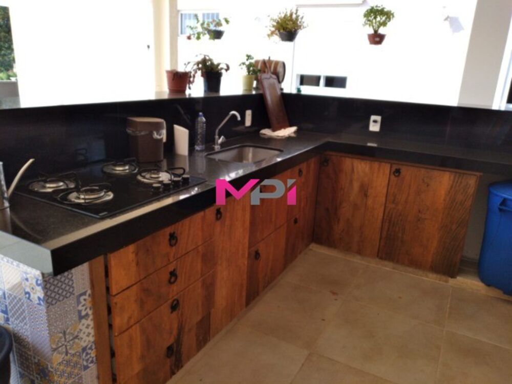 Casa de Condomínio à venda com 4 quartos, 398m² - Foto 3