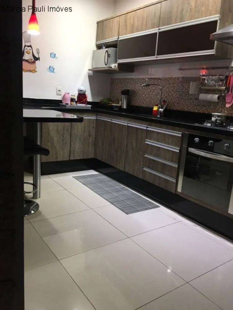 Casa, 3 quartos, 230 m² - Foto 4