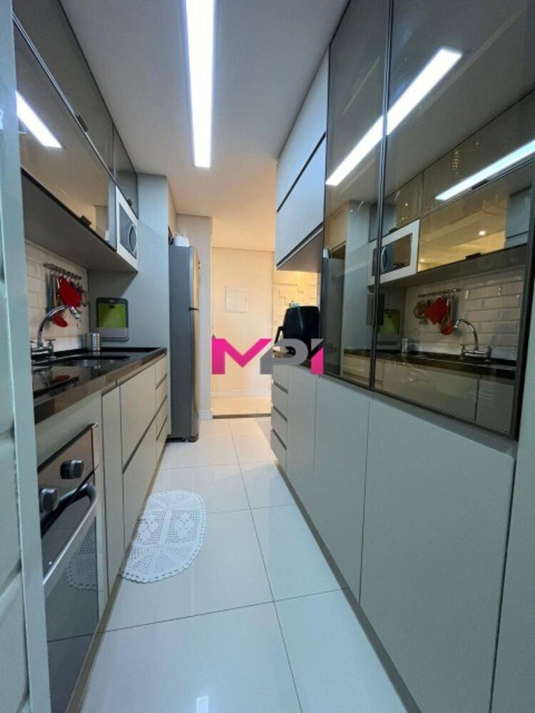 Apartamento à venda com 2 quartos, 66m² - Foto 11