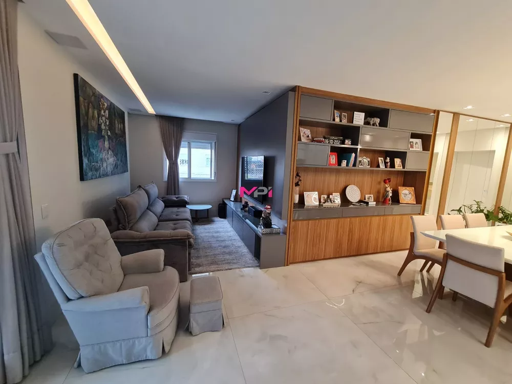 Apartamento à venda com 3 quartos, 160m² - Foto 3