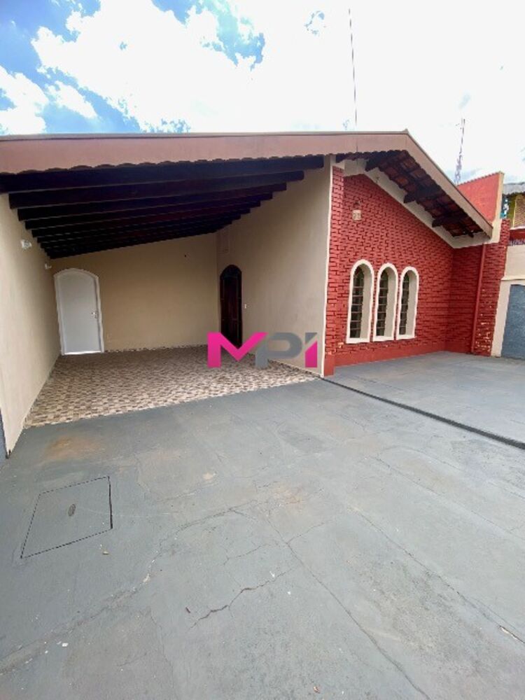 Casa à venda com 3 quartos, 667m² - Foto 1