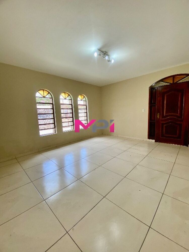 Casa à venda com 3 quartos, 667m² - Foto 24
