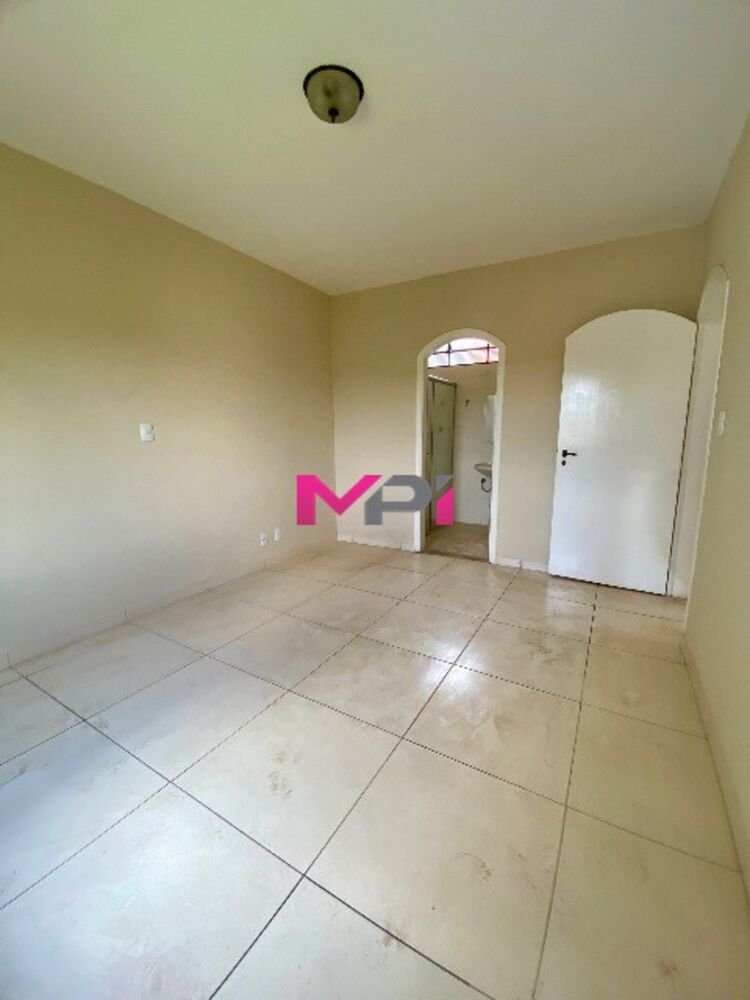 Casa à venda com 3 quartos, 667m² - Foto 14