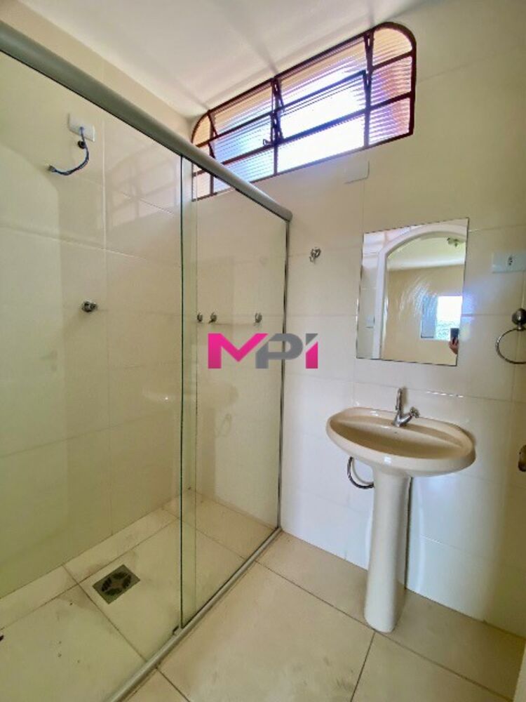 Casa à venda com 3 quartos, 667m² - Foto 12