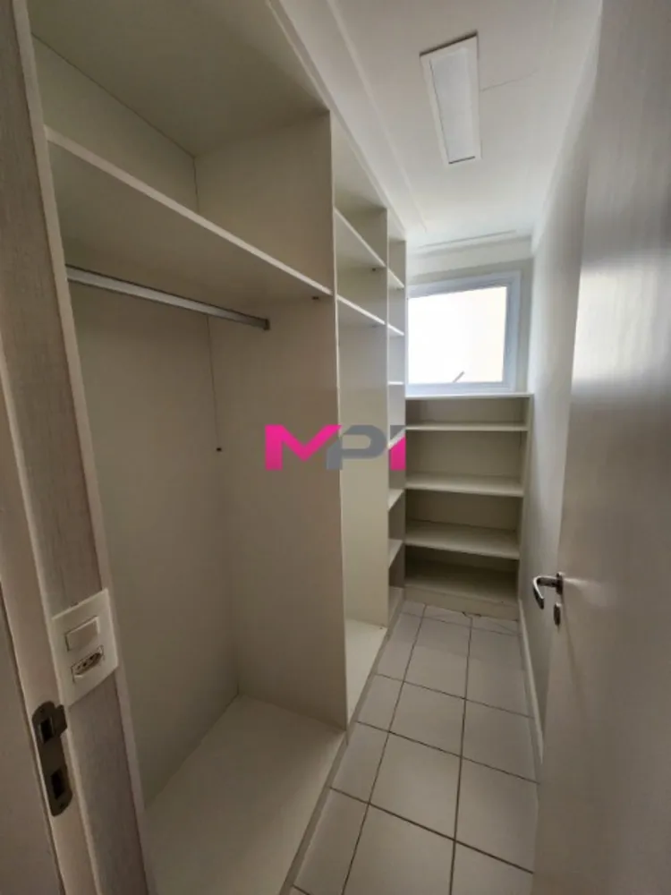 Apartamento, 3 quartos, 216 m² - Foto 6