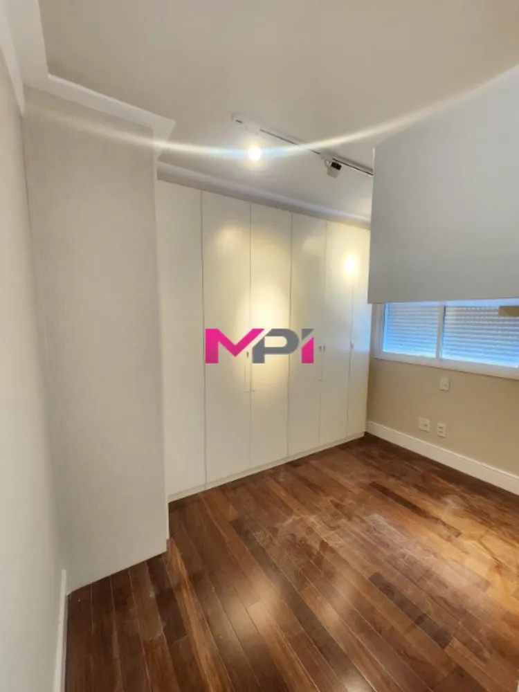 Apartamento, 3 quartos, 216 m² - Foto 8