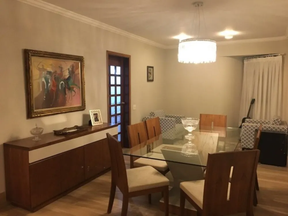 Apartamento, 4 quartos, 220 m² - Foto 1