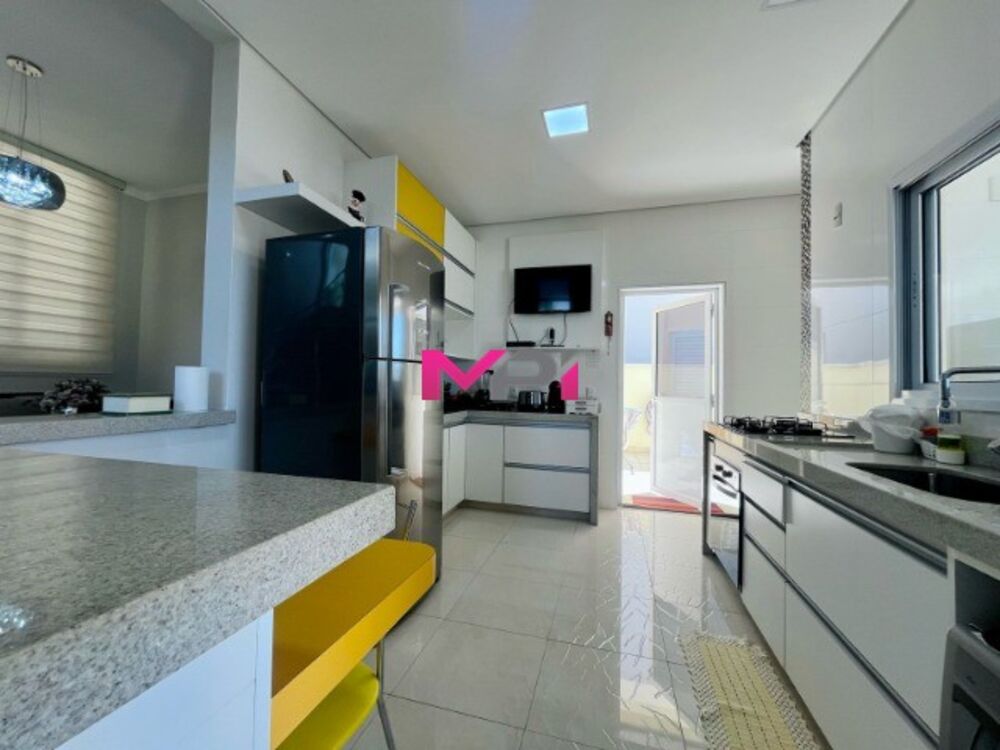 Casa de Condomínio à venda com 4 quartos, 280m² - Foto 4