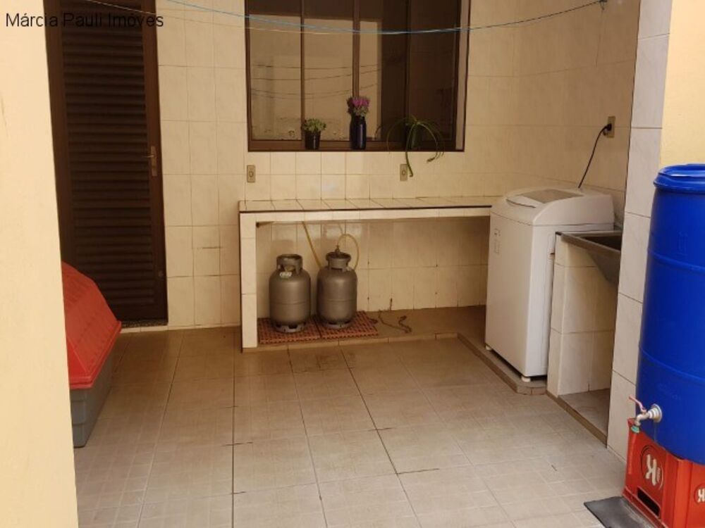 Sobrado, 3 quartos, 303 m² - Foto 3