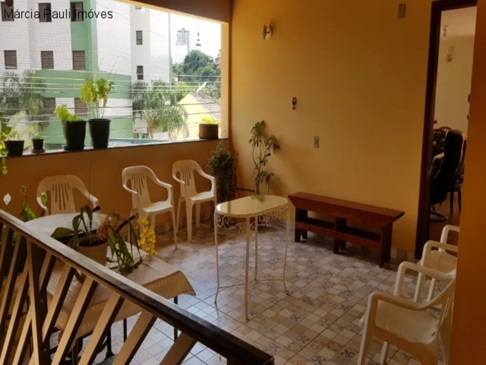 Sobrado, 3 quartos, 303 m² - Foto 4