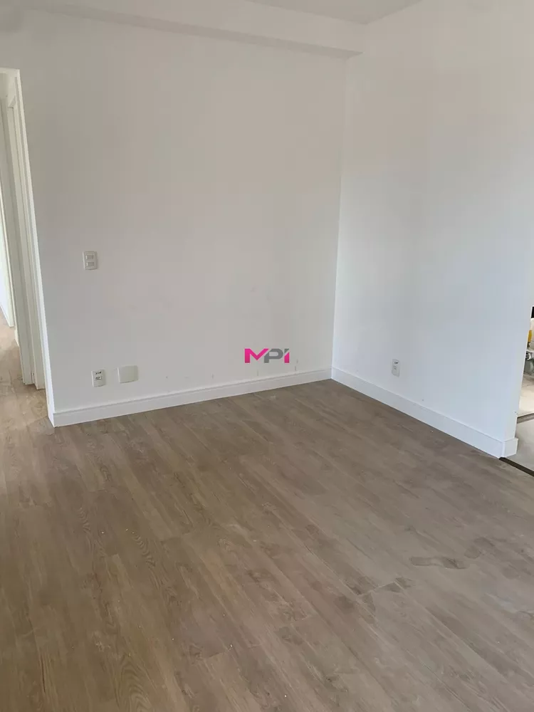 Apartamento para alugar com 2 quartos, 57m² - Foto 3