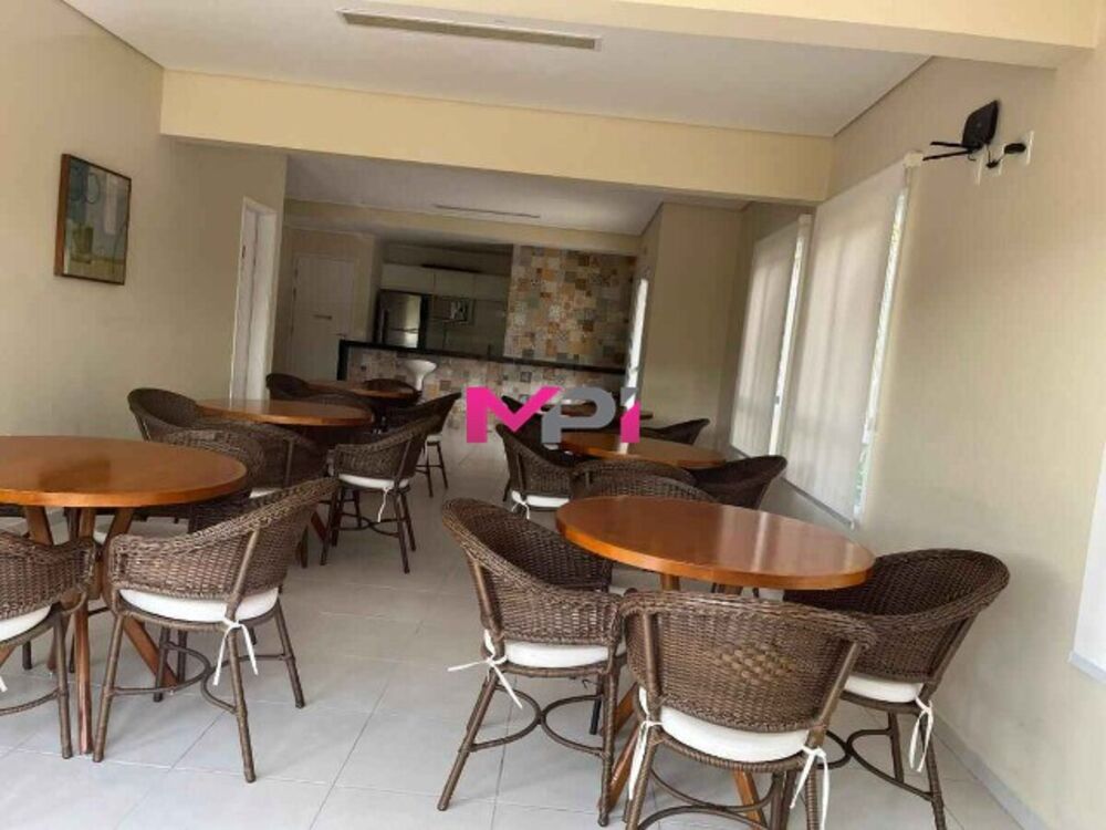 Apartamento à venda com 2 quartos, 66m² - Foto 8