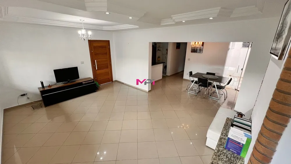 Casa, 3 quartos, 320 m² - Foto 3