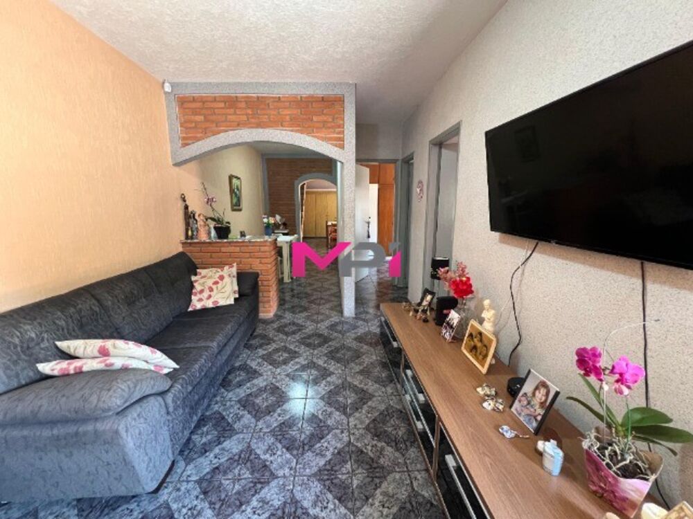 Casa à venda com 3 quartos, 149m² - Foto 1