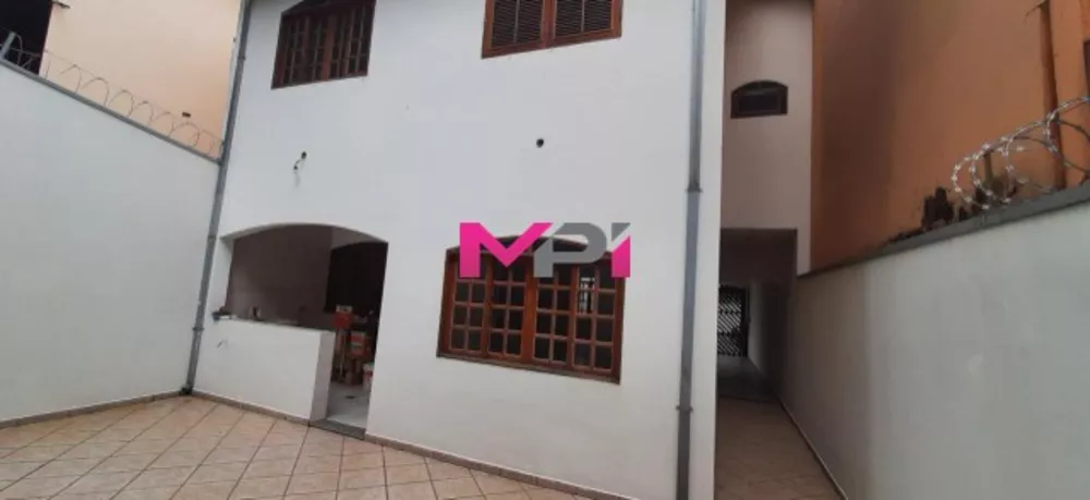 Sobrado à venda com 3 quartos, 165m² - Foto 1