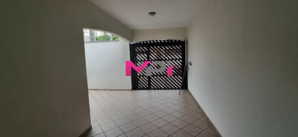 Sobrado à venda com 3 quartos, 165m² - Foto 3