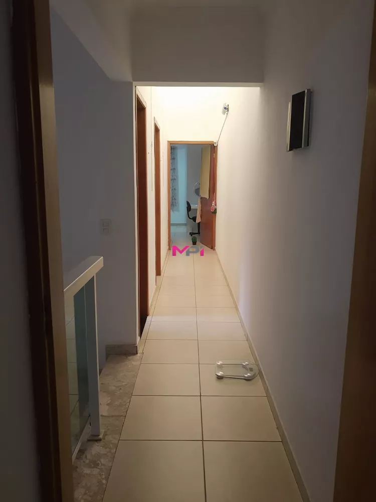 Sobrado à venda com 4 quartos, 224m² - Foto 11