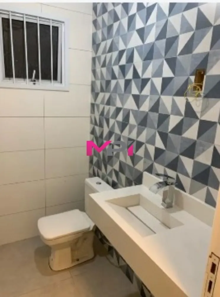 Sobrado, 3 quartos, 256 m² - Foto 2