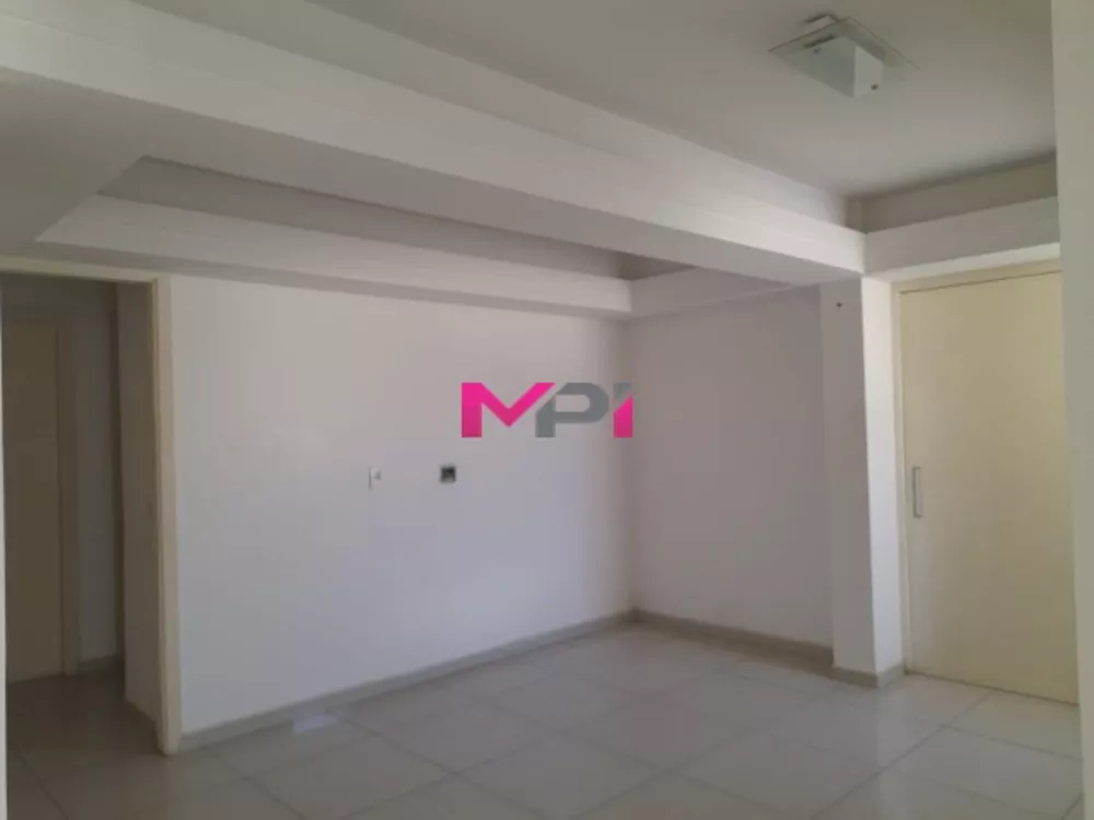 Apartamento para alugar com 3 quartos, 150m² - Foto 4