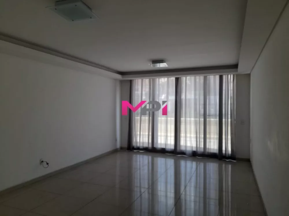 Apartamento para alugar com 3 quartos, 150m² - Foto 3