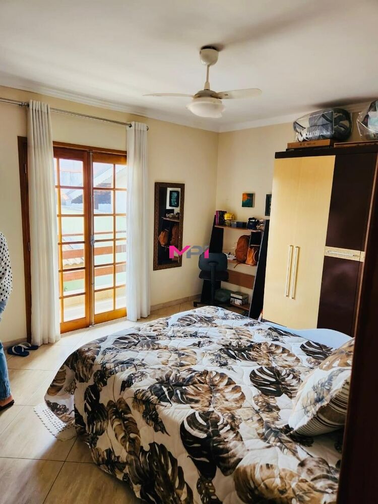 Sobrado à venda com 3 quartos, 157m² - Foto 11