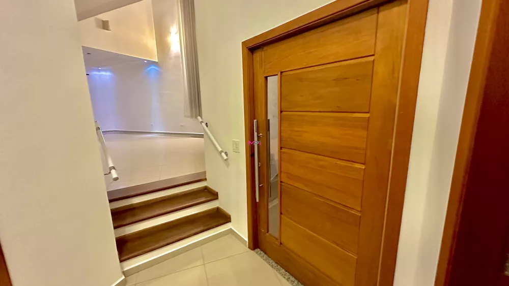 Casa de Condomínio à venda com 3 quartos, 191m² - Foto 2