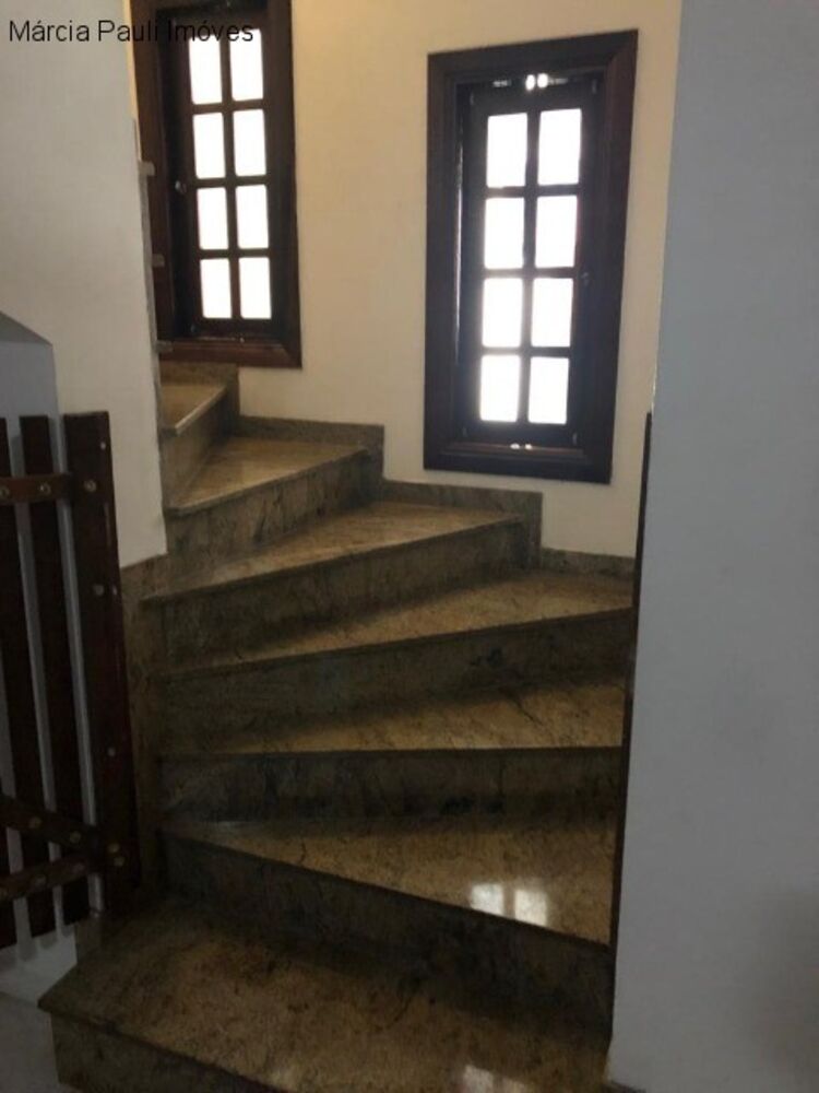 Sobrado, 3 quartos, 219 m² - Foto 1