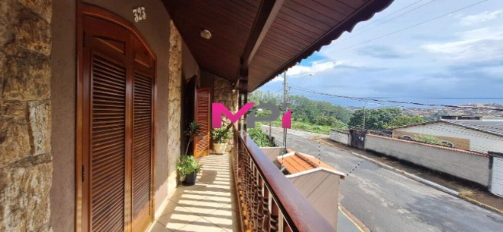 Sobrado, 3 quartos, 286 m² - Foto 8