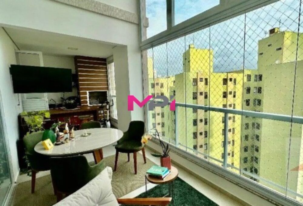 Apartamento à venda com 3 quartos, 188m² - Foto 4