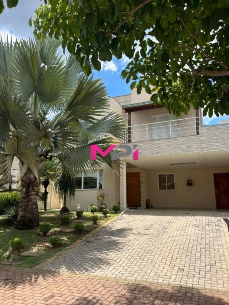 Casa de Condomínio à venda com 3 quartos, 230m² - Foto 1