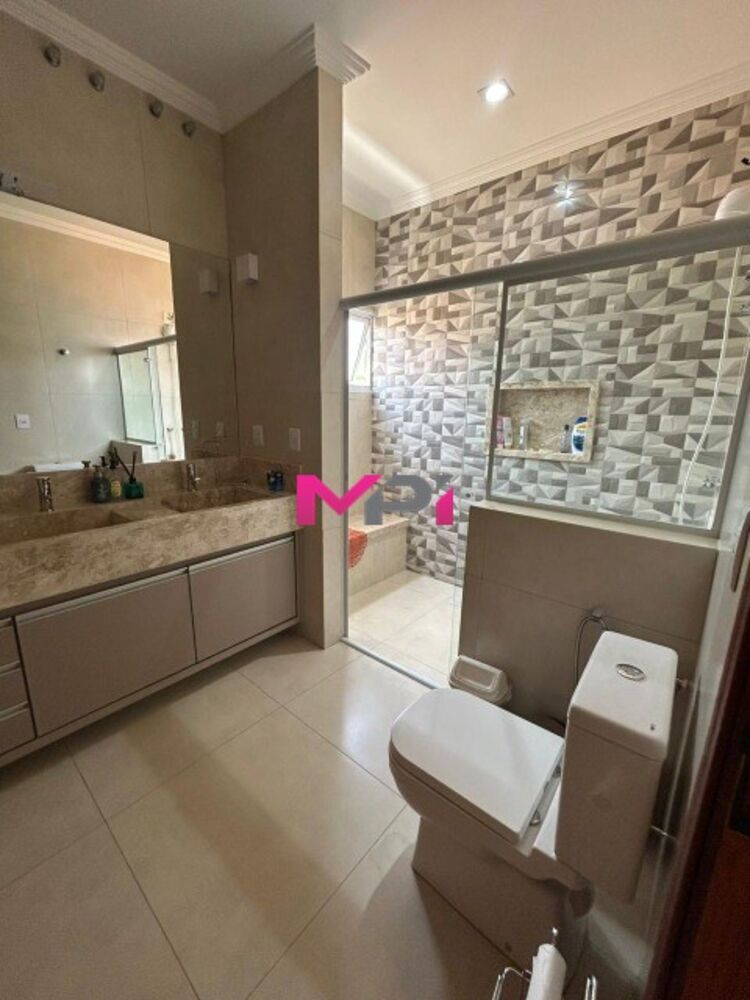 Casa de Condomínio à venda com 3 quartos, 230m² - Foto 20