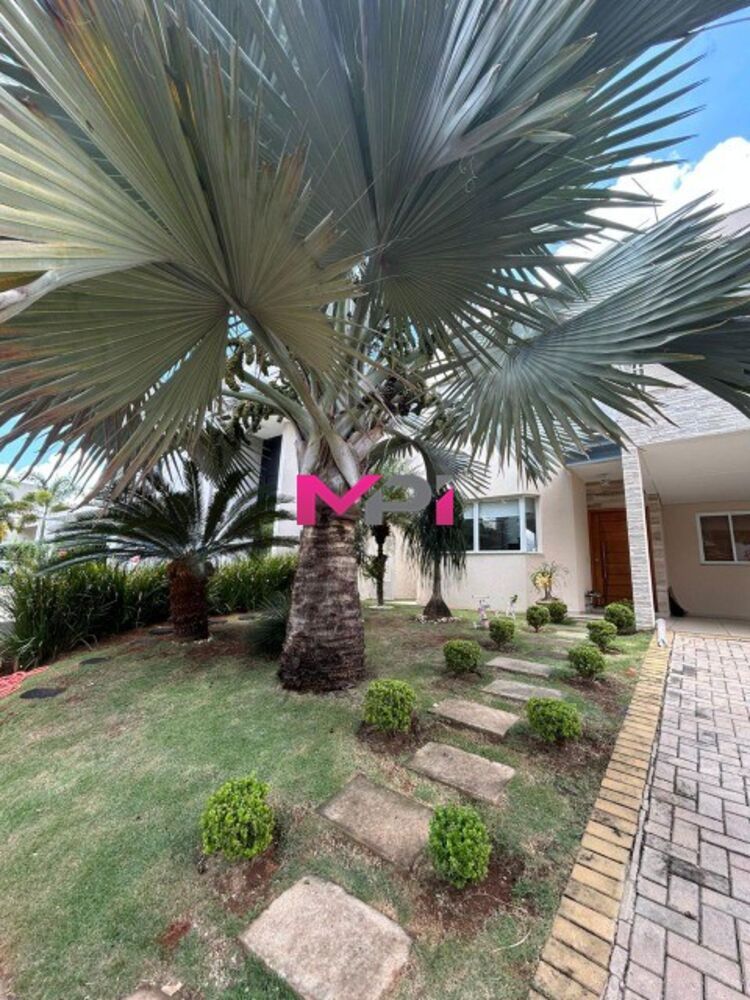 Casa de Condomínio à venda com 3 quartos, 230m² - Foto 3