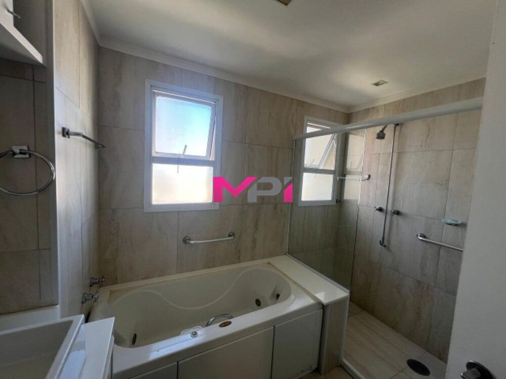 Apartamento para alugar com 3 quartos, 166m² - Foto 18