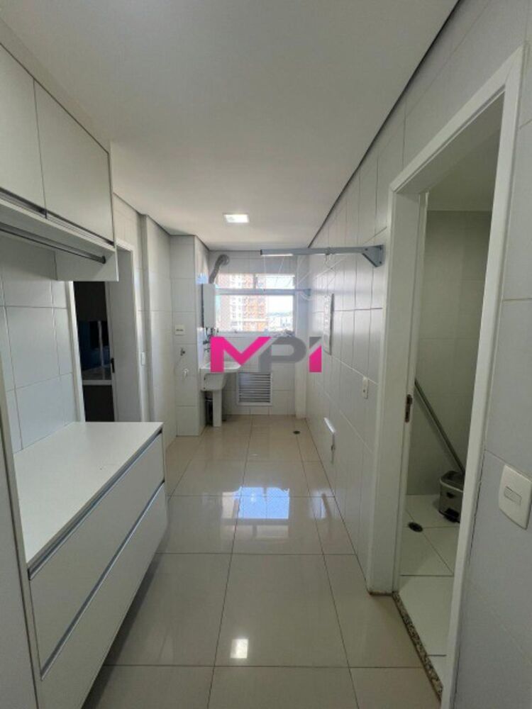 Apartamento para alugar com 3 quartos, 166m² - Foto 19