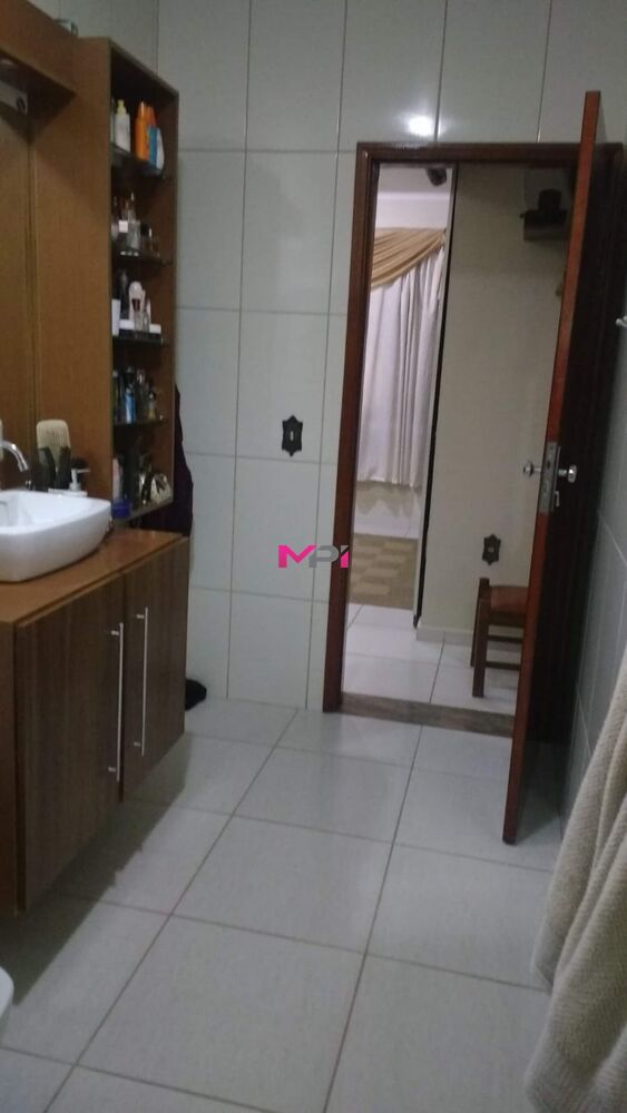 Chácara, 3 quartos, 1840 m² - Foto 7