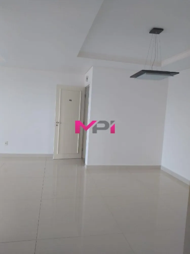 Apartamento, 3 quartos, 157 m² - Foto 2