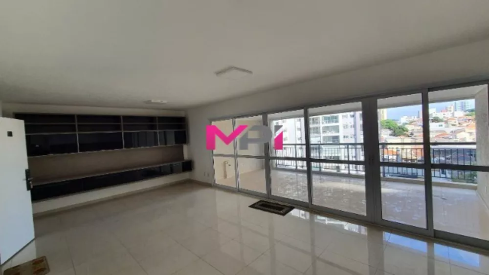 Apartamento para alugar com 3 quartos, 163m² - Foto 1