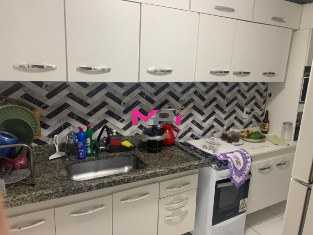 Apartamento à venda com 2 quartos, 65m² - Foto 4