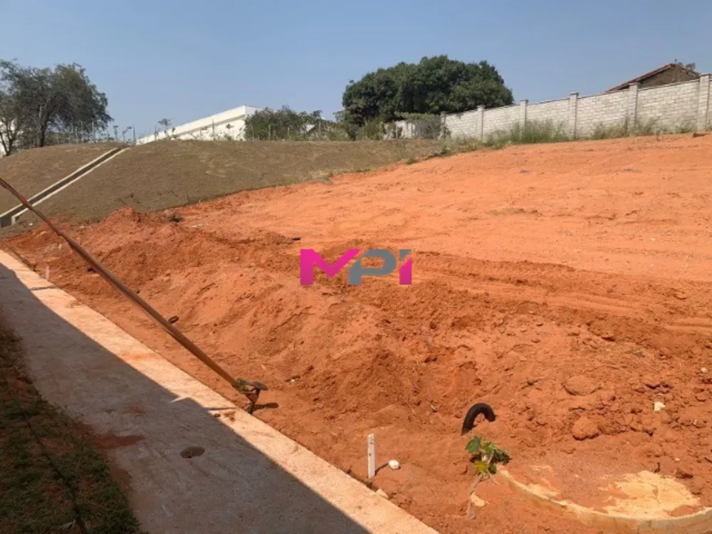 Terreno à venda, 300m² - Foto 1