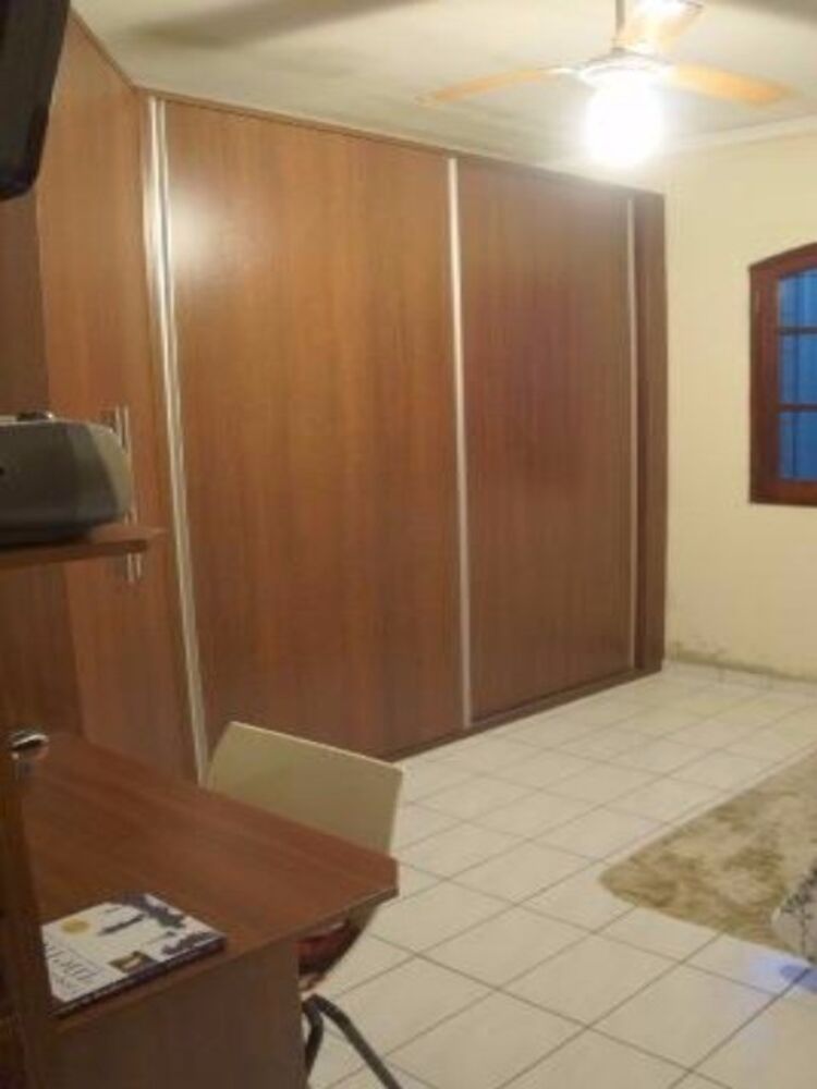 Casa, 2 quartos, 165 m² - Foto 1
