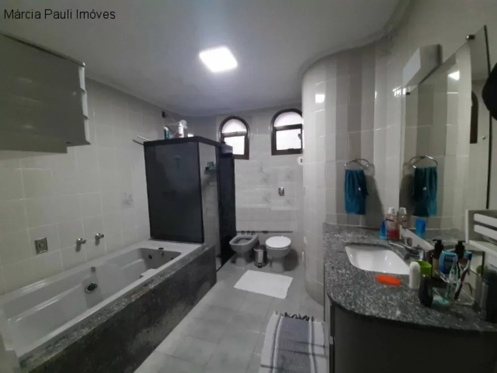 Apartamento à venda com 3 quartos, 220m² - Foto 7