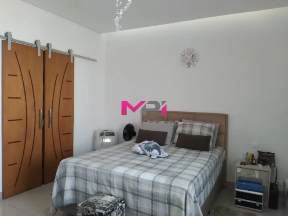 Casa, 3 quartos, 178 m² - Foto 1