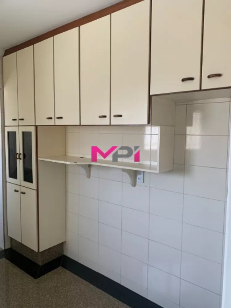 Apartamento à venda com 3 quartos, 101m² - Foto 2